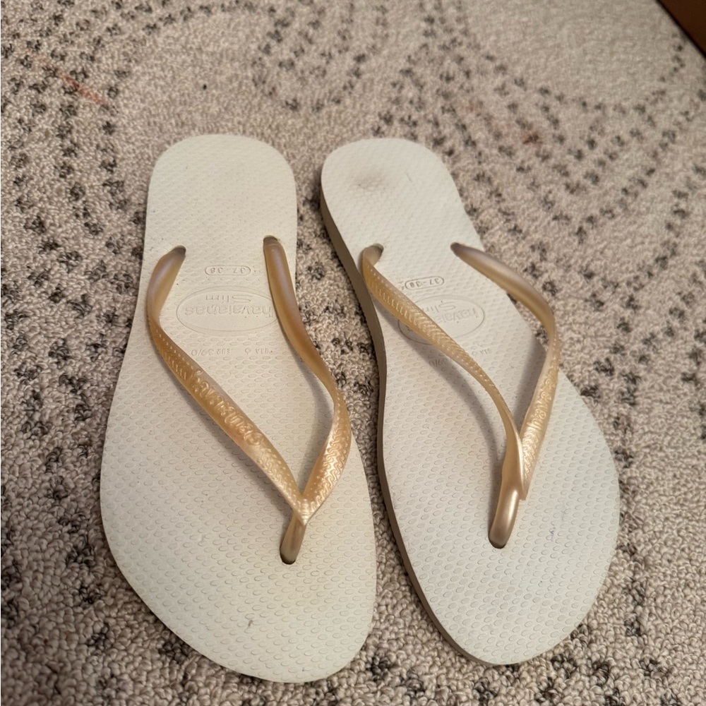 Havaianas Women's Sandals with Gold Straps and White Soles